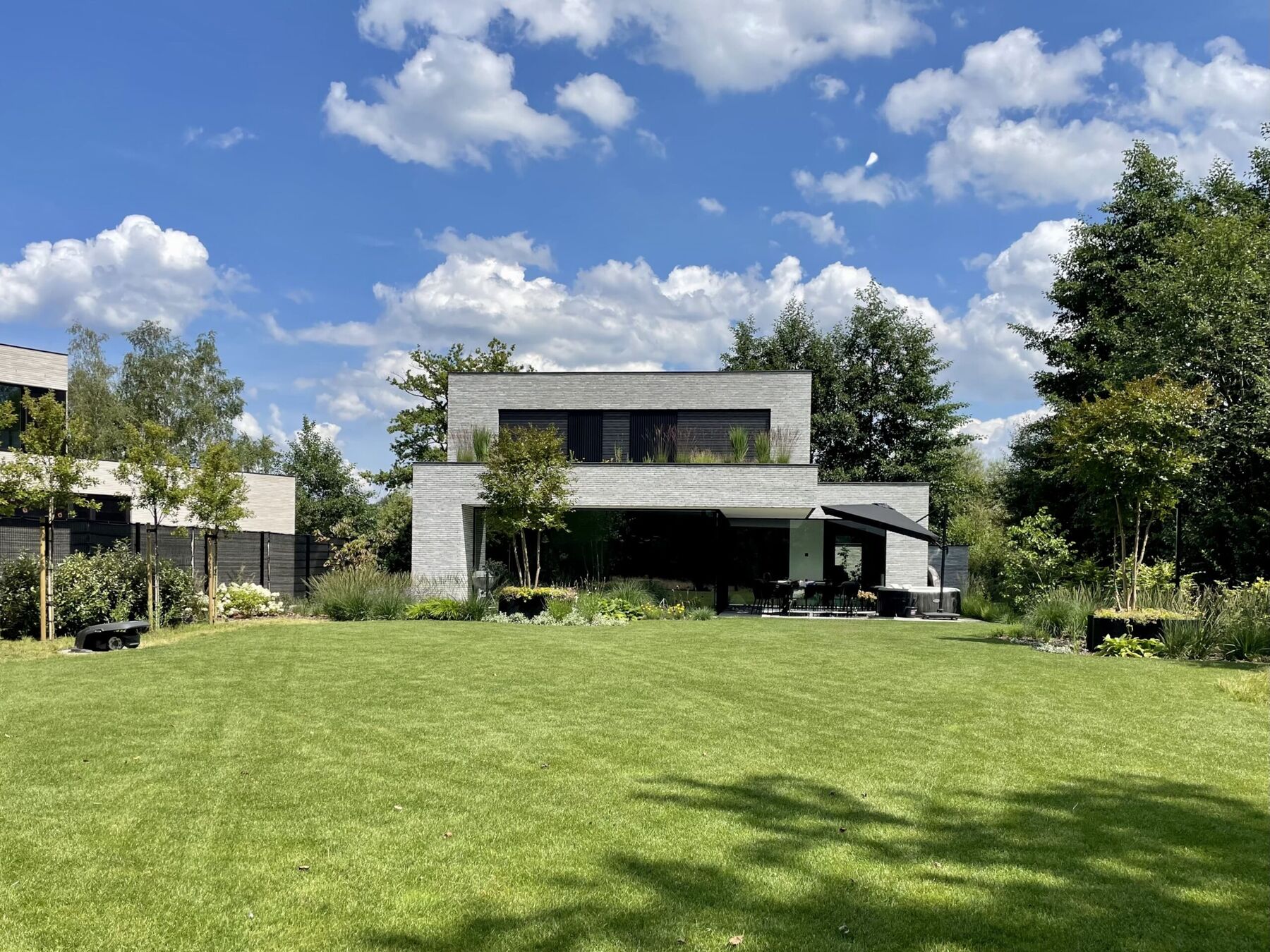 Een tuin aanleggen bij nieuwbouw: wanneer begin je eraan?
