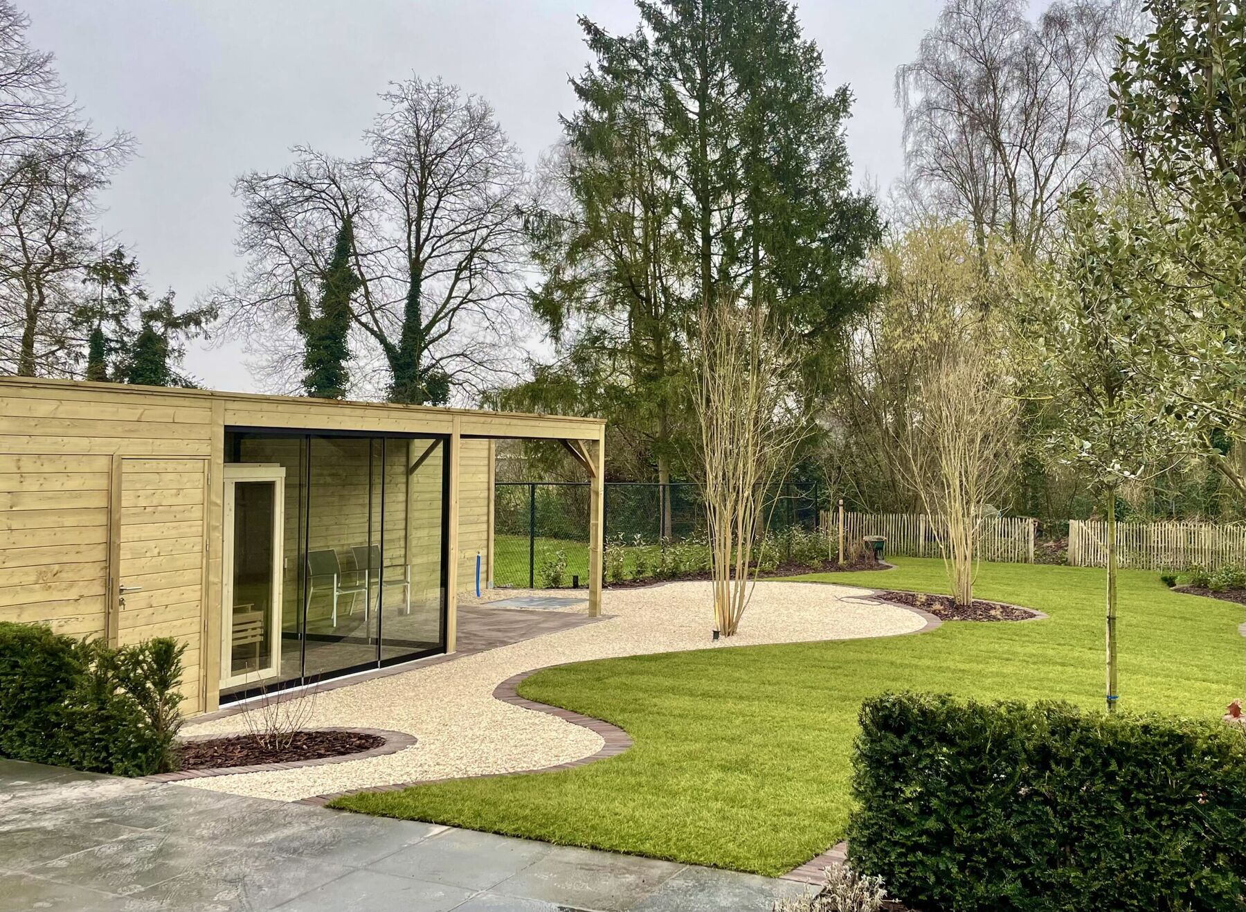 Landelijke tuin met kasseioprit 4